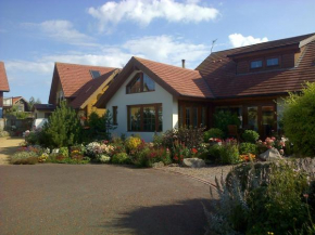 Гостиница Pinetree Lodge Druridge Bay  Морпет